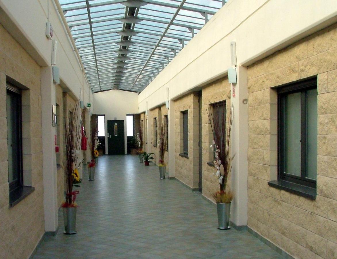 Hotel Bussana Порто-Толле Экстерьер фото