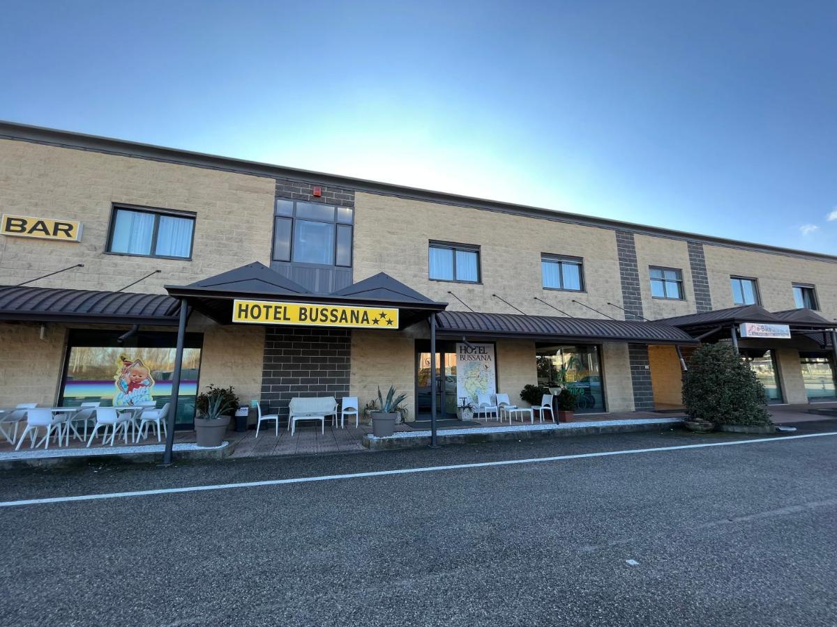 Hotel Bussana Порто-Толле Экстерьер фото